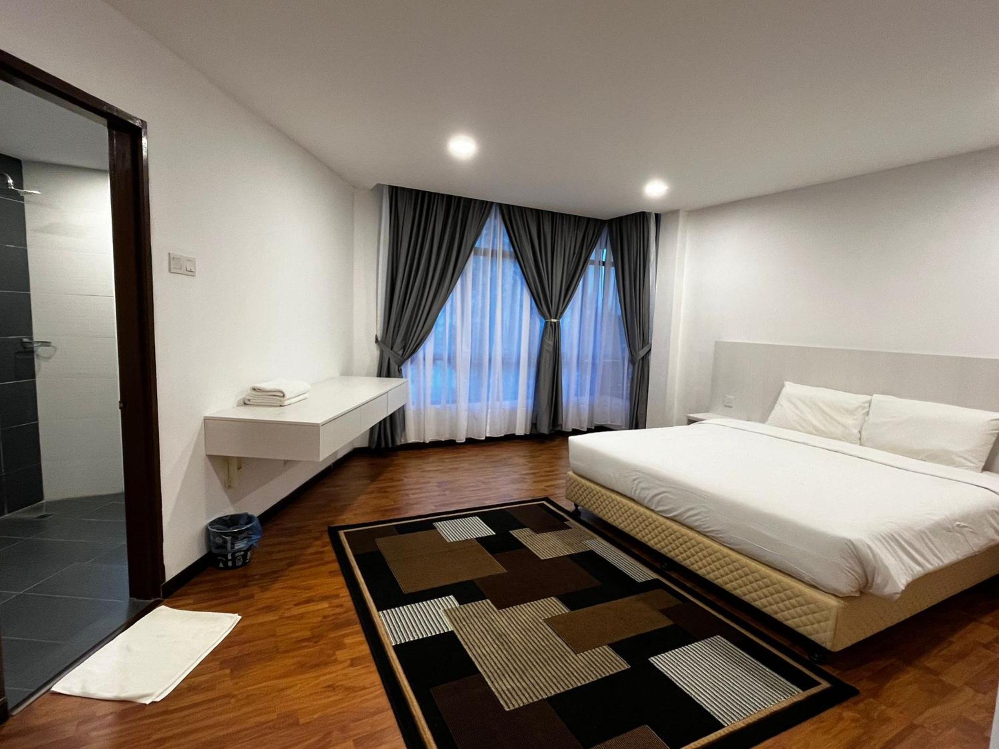 Holiday Homes At Samsuria Resort Kampung Sungai Ular Luaran gambar