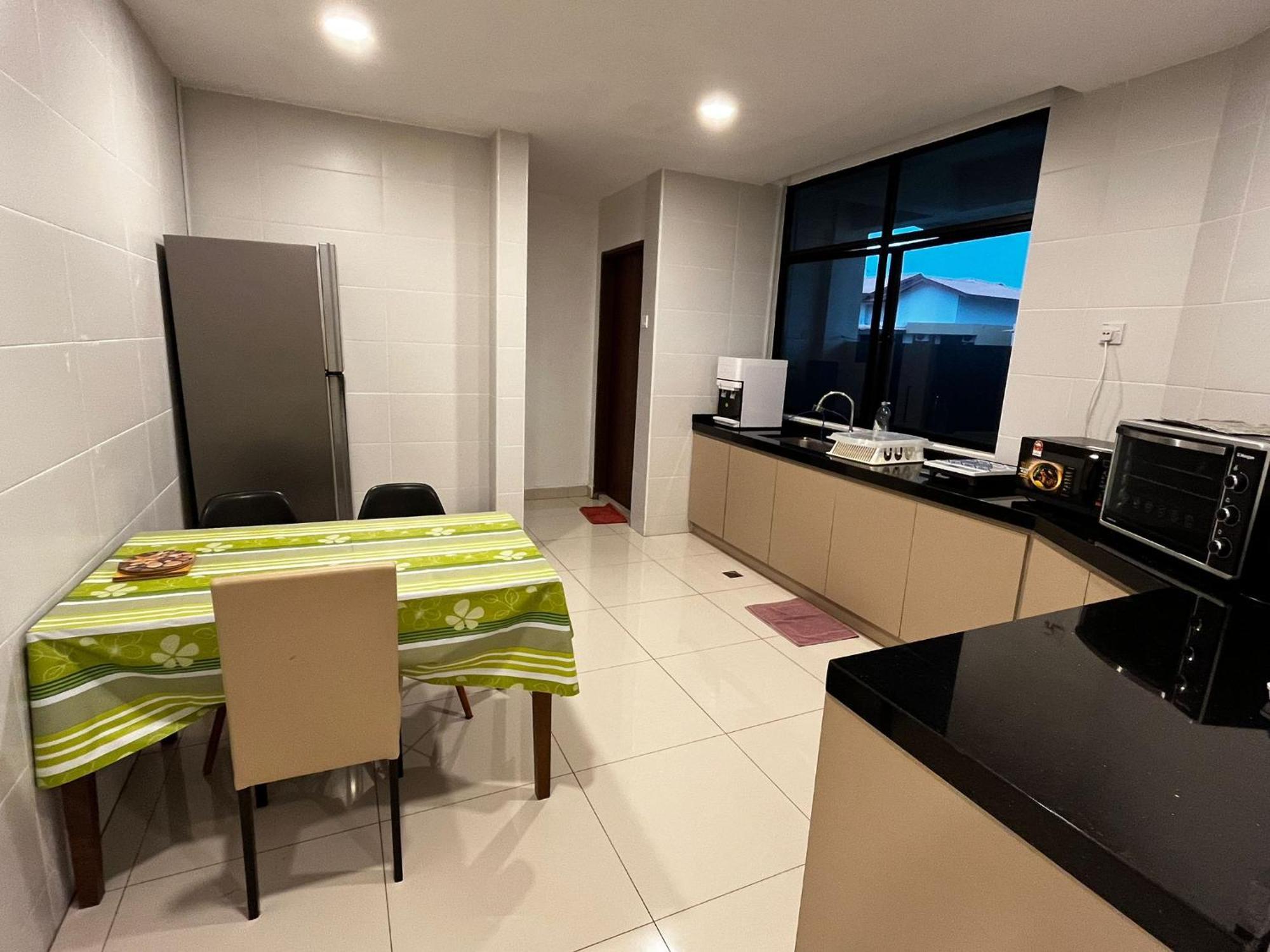 Holiday Homes At Samsuria Resort Kampung Sungai Ular Luaran gambar
