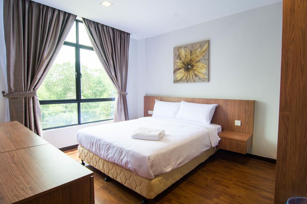 Holiday Homes At Samsuria Resort Kampung Sungai Ular Luaran gambar