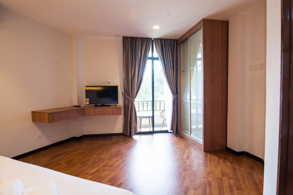 Holiday Homes At Samsuria Resort Kampung Sungai Ular Luaran gambar