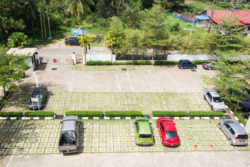 Holiday Homes At Samsuria Resort Kampung Sungai Ular Luaran gambar