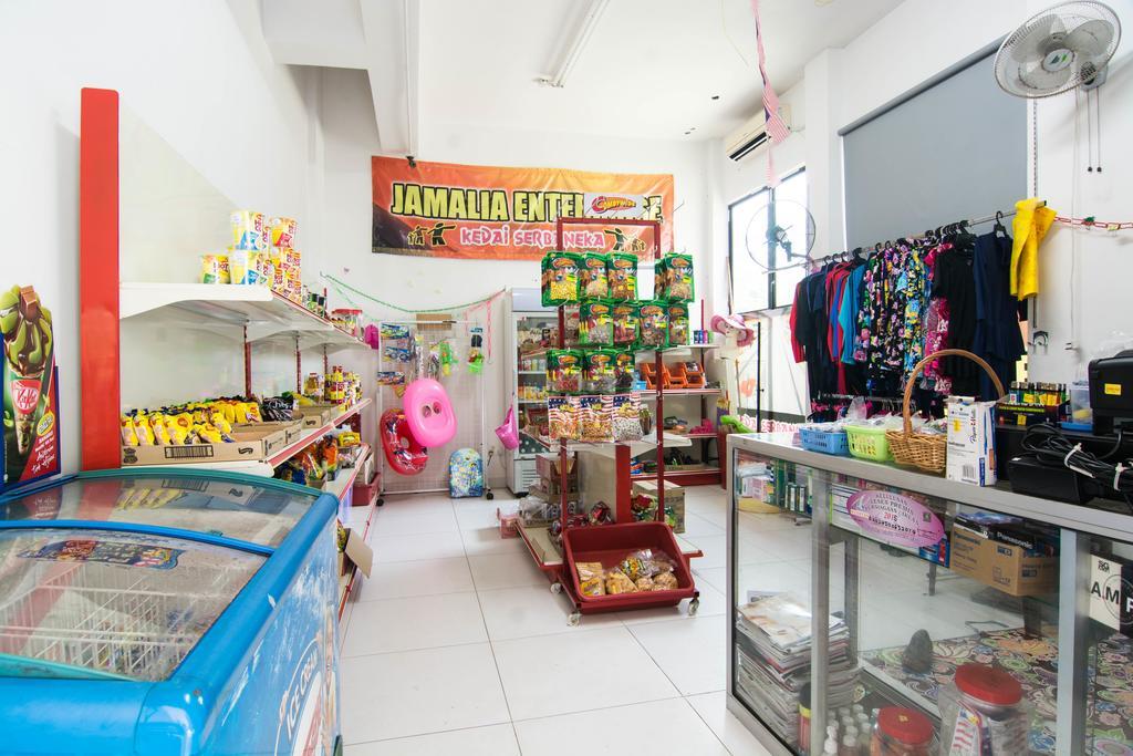 Holiday Homes At Samsuria Resort Kampung Sungai Ular Luaran gambar