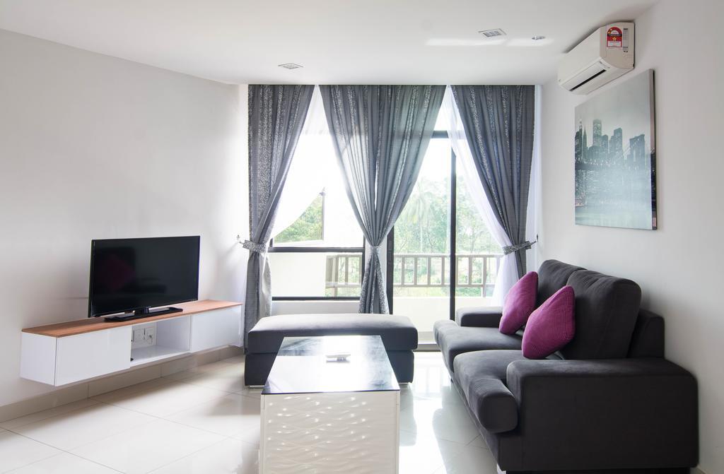 Holiday Homes At Samsuria Resort Kampung Sungai Ular Luaran gambar
